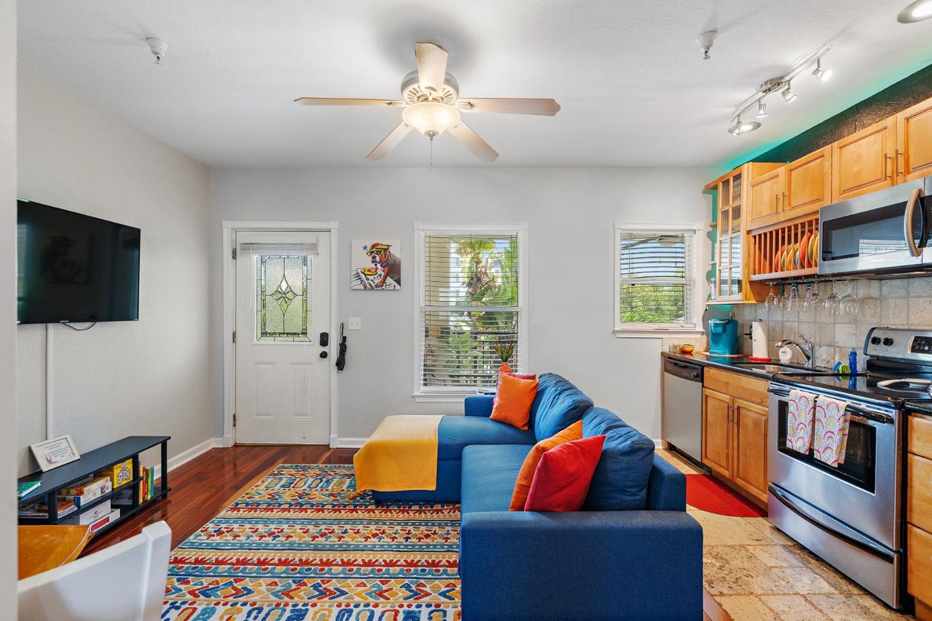 Itz A Vibe - 1 Bedroom Studio In The Heart Of Dtsp San Petersburgo Exterior foto